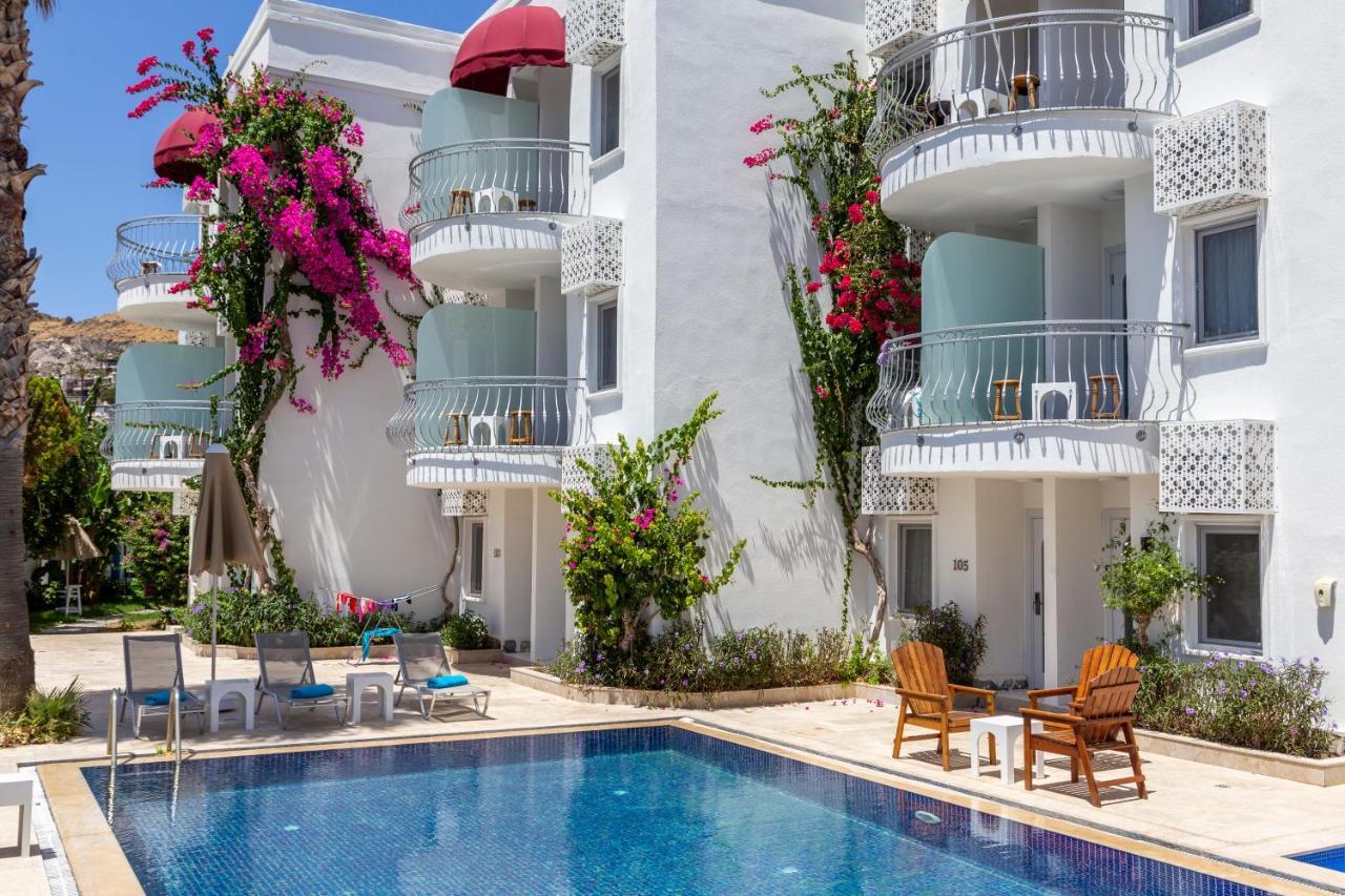 La Brezza Suite & Hotel Акярлар Екстериор снимка
