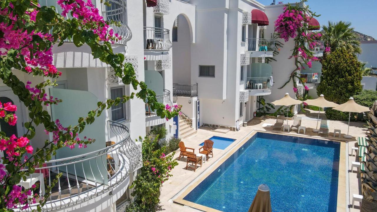 La Brezza Suite & Hotel Акярлар Екстериор снимка