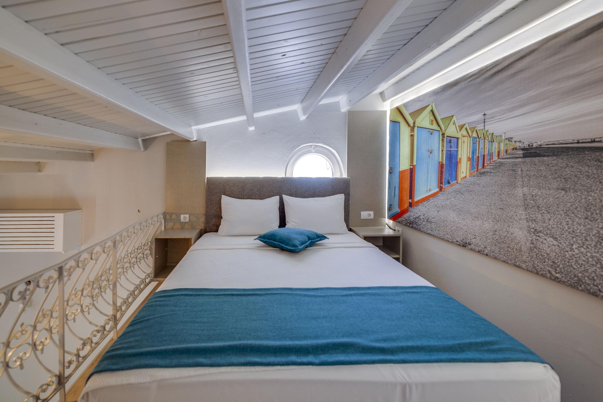 La Brezza Suite & Hotel Акярлар Екстериор снимка